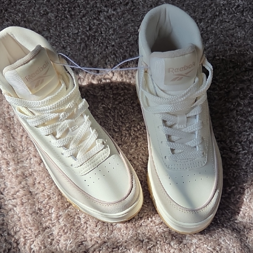 New Reebok Women's Cream High-Top Sneakers